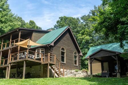 Cozy 2 Bedroom Cabin Nestled In Wooded Hideaway Монтерей Экстерьер фото